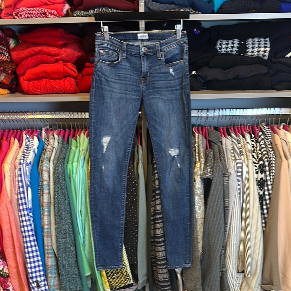 Hudson blue 4 pocket distressed skinny jeans size 26